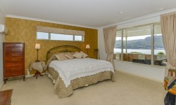 441270040.jpg &nbsp;