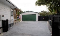 556739234.jpg &nbsp;