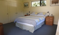 aa bedroom 1.jpg &nbsp;