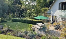 garden umbrella resize.jpg &nbsp;