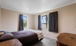 Bedroom 1.jpg &nbsp;