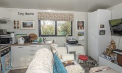 Tiny House 4.jpg &nbsp;