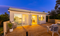 16 Back deck twilight good.jpg &nbsp;