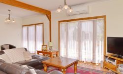 646787735.jpg &nbsp;