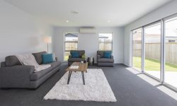 902452349[1].jpg &nbsp;